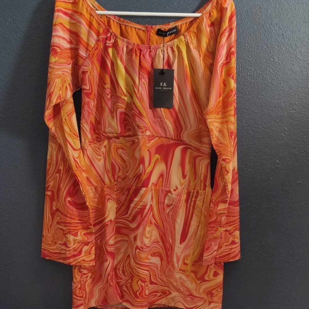 Elise Armand Resort Wear Waist Form Fit Elegant Orange Swirl Long Sleeve Dress
